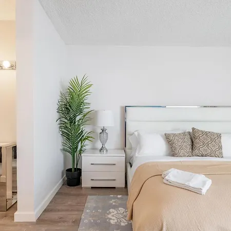 Oceanfront Beach House, Satellite Beach Extérieur photo