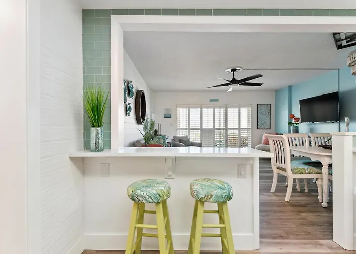 Oceanfront Beach House, Satellite Beach