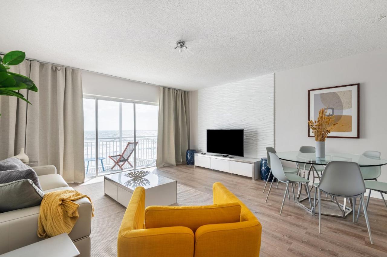 Oceanfront House, Satellite