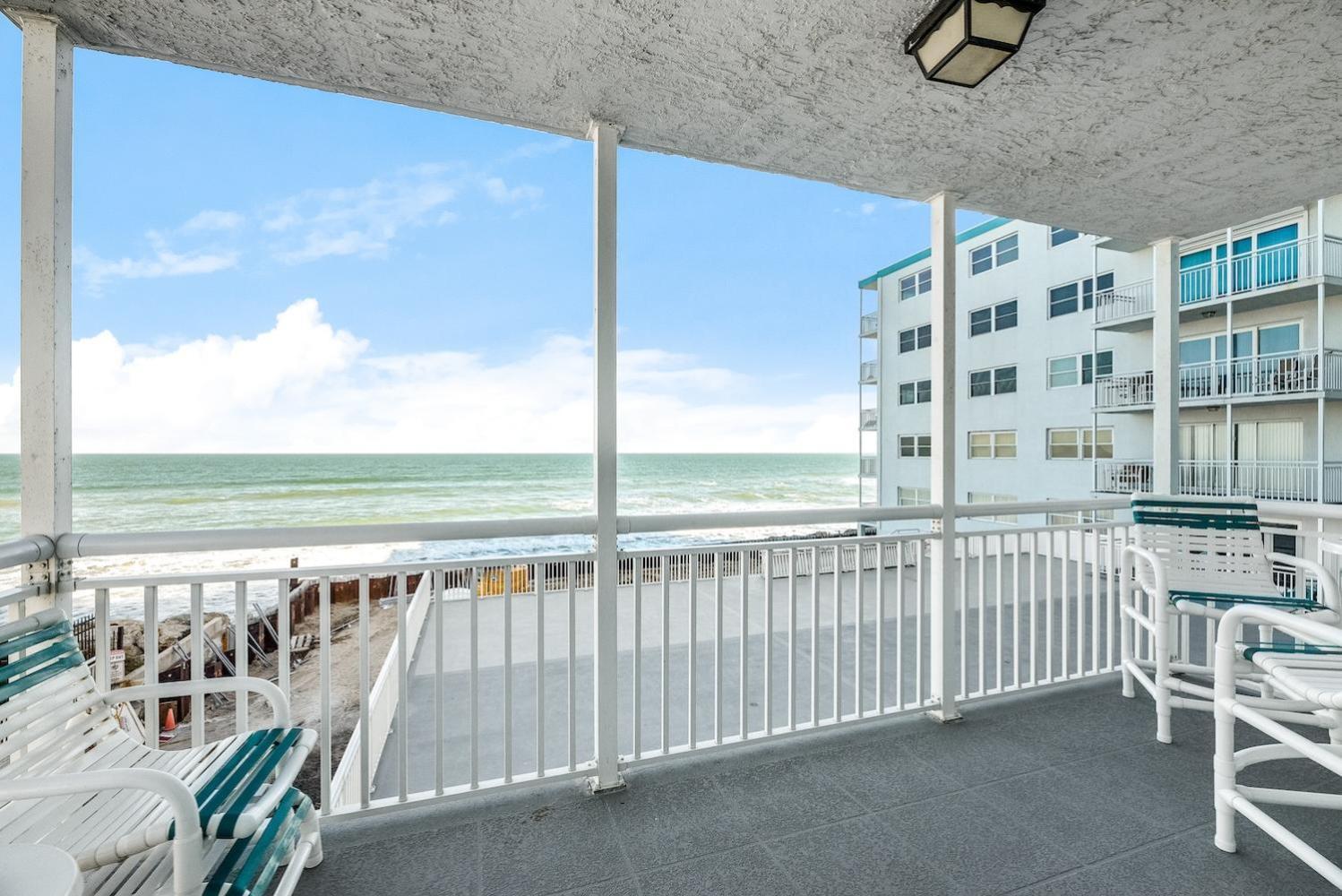 Oceanfront House, Satellite Satellite Beach