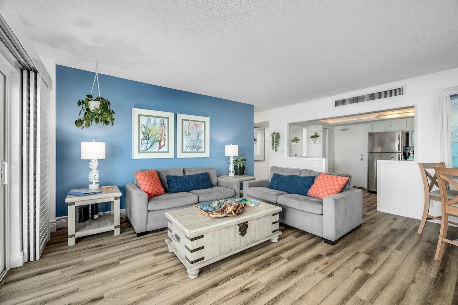 Oceanfront House, Satellite Appartement *